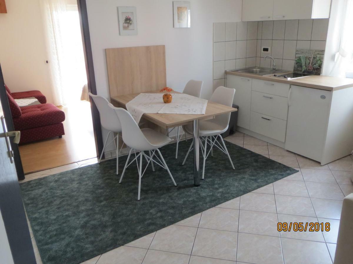Apartments Jann Krk Town Bagian luar foto